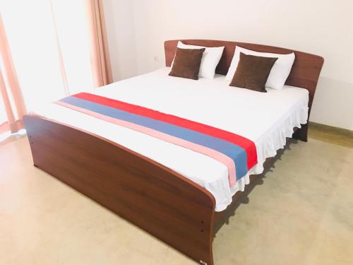 Deluxe Double Room image 7