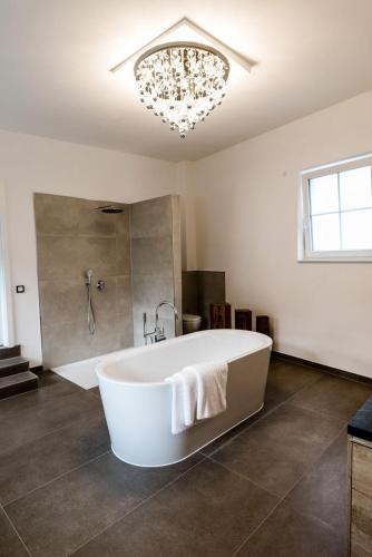 Bathroom, Rosenchalet in Erlabrunn