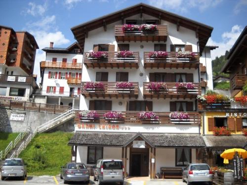  Albergo Chiara, Pension in Alleghe bei Pescùl