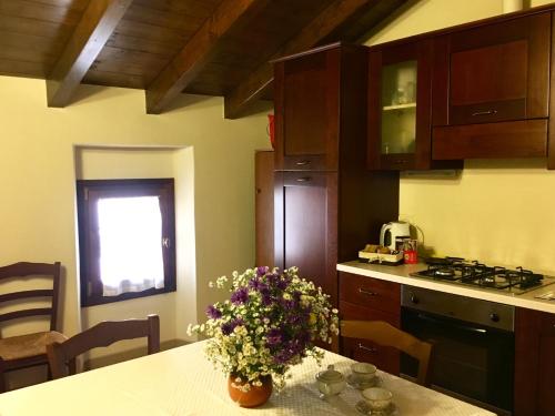  Antico Borgo dell´Anconella - grande appartamento rustico in Anconella