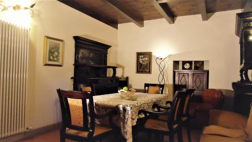  Antico Borgo dell´Anconella - grande appartamento rustico in Anconella