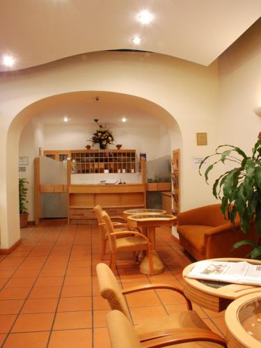 EA Hotel Tosca - image 9