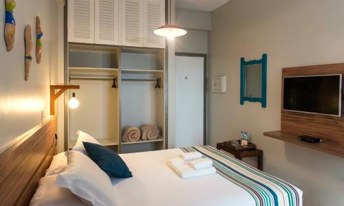 Superior Double Room with Sea View image 7