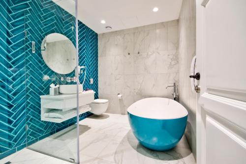 HOLM Boutique & SPA - image 7
