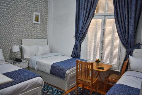 room detail thumbnail 0