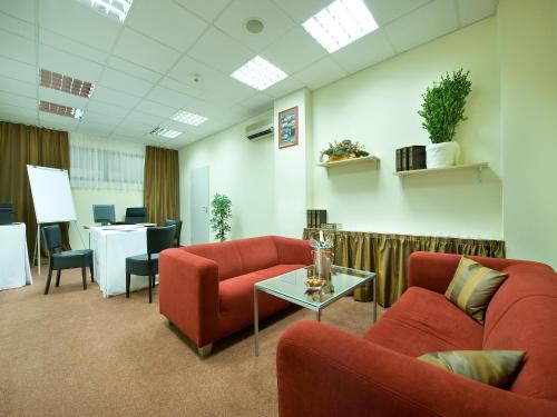 Ramada Airport Hotel Prague