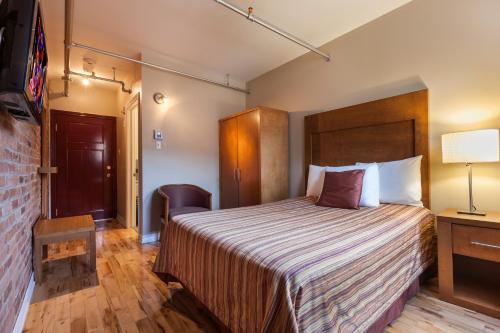 Standard  Room image 2