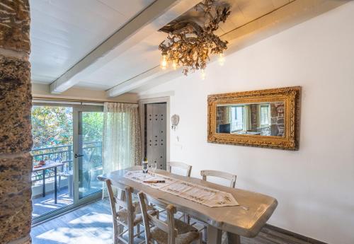 Perachori Boutique Studios in Anogeia