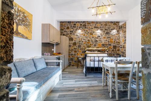 Perachori Boutique Studios in Anogeia