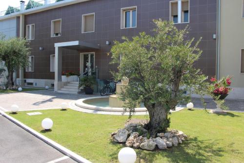 Plana Hotel - image 11