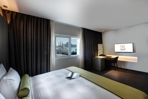 1 queen bed