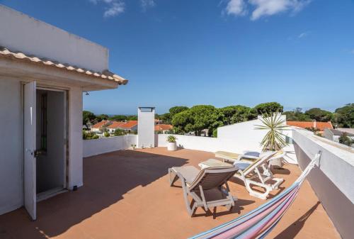  Akivillas Sesimbra Relax, Unterkunft in Lagoa de Albufeira