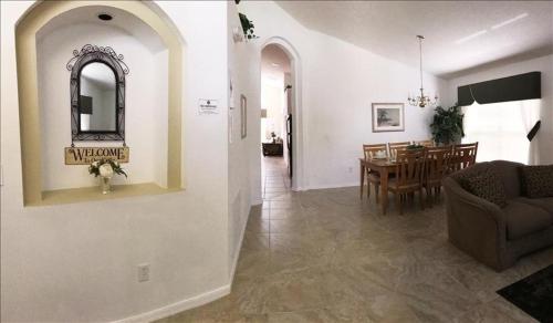 18 Sunrise House - image 5