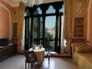 Hotel San Moisè, Venice (photo 3)