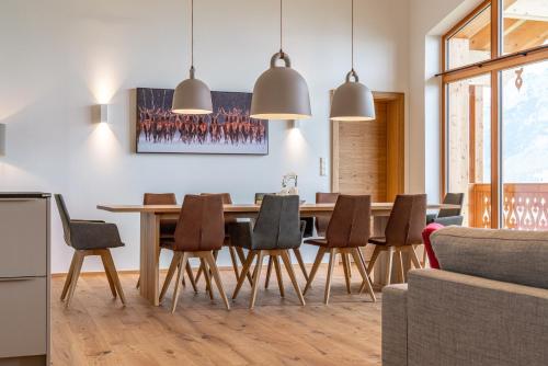 Skylodge Alpine Homes