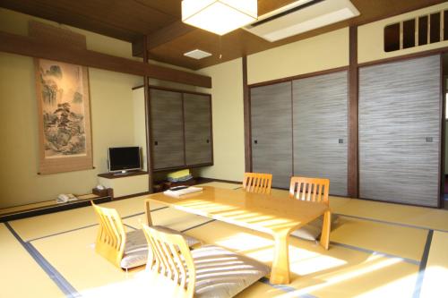 Accommodation in Hatsukaichi-shi