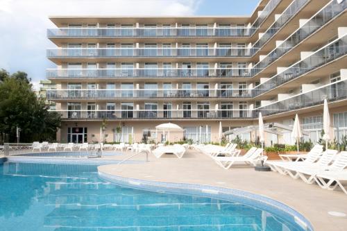 Aparthotel Cye Holiday Centre - image 9