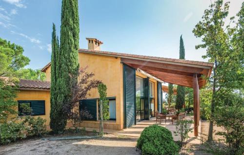 Accommodation in Capmany