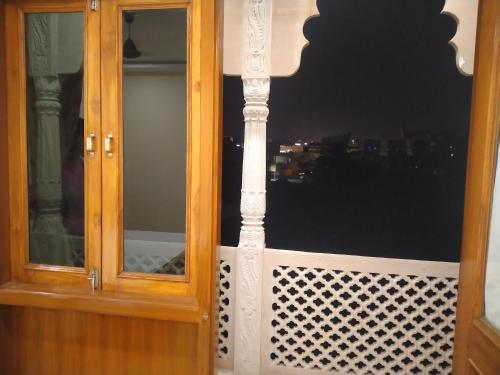 Erkély/terasz, Tourist Inn in Jaipur