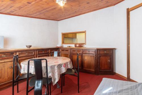  Monte Cervino apartment AS24, Pension in Breuil-Cervinia