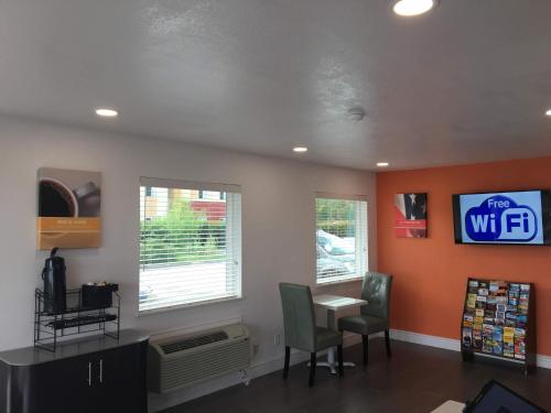 Faciliteiten, Motel 6 Clute, TX in Clute (TX)