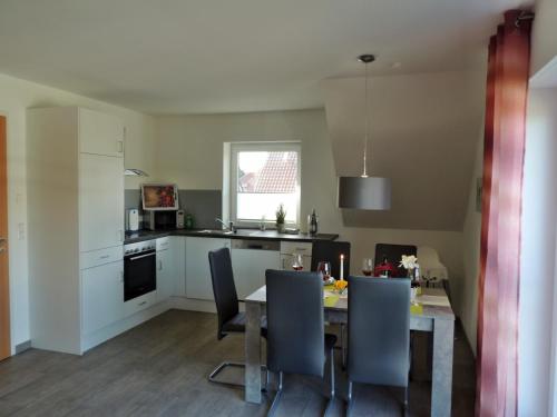 virtuve, Ferienhaus Schomaker in Rieste