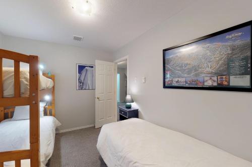 Chateau On The Ridge 408