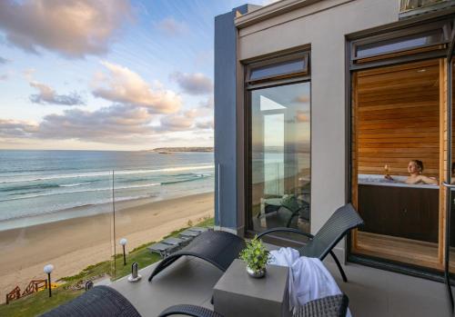 Bay Lodge on the Beach