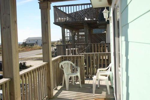 Family Vacation with great Ocean Views 3 BR's /2 baths! - image 4