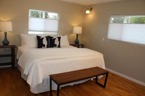 Walking Distance to Beach and Monterey Bay - image 6