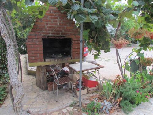  Apartments Josip - 200m from sea in Dobropoljana
