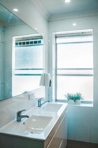 Summer House Kings Cross Sydney - image 14