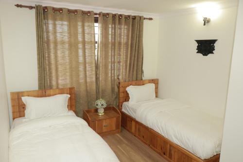 Birds Nest Hostel – Kathmandu, OH