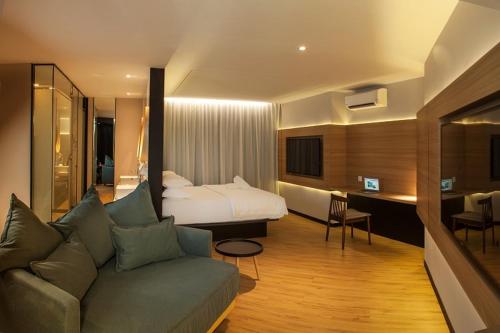 HAKO HOTEL (MOUNT AUSTIN) in Tebrau