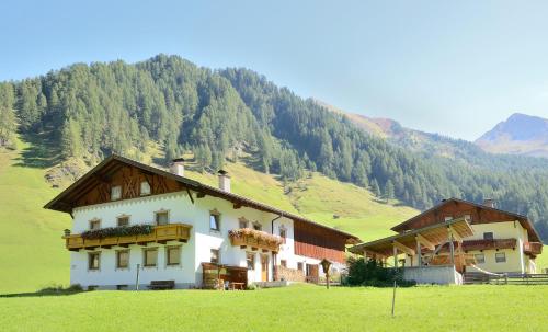  Thumeserhof, Pension in Schmirn bei Vals