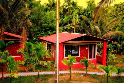 A Hotel Com White Elephant Cottages Homestay Dandeli India