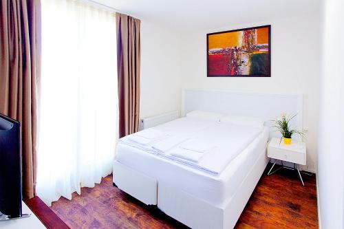  Suite Apartments by Livingdowntown, Pension in Zürich bei Geroldswil