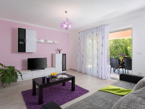  Holiday Home Ana by Interhome in Trget