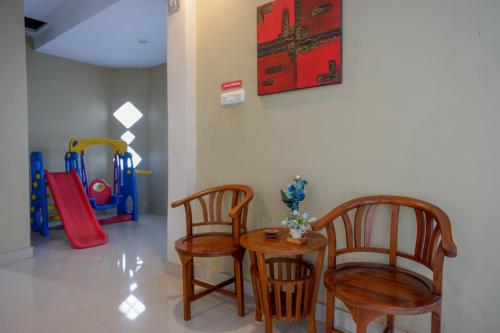 RedDoorz Syariah @ Jalan Jenderal Sudirman Palopo in Palopo