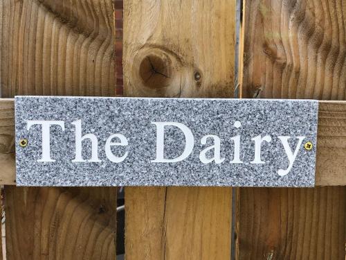 The Dairy, Wolds Way Holiday Cottages, 1 bed studio