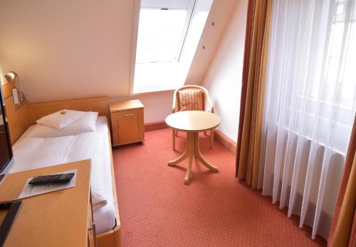 1 twin bed