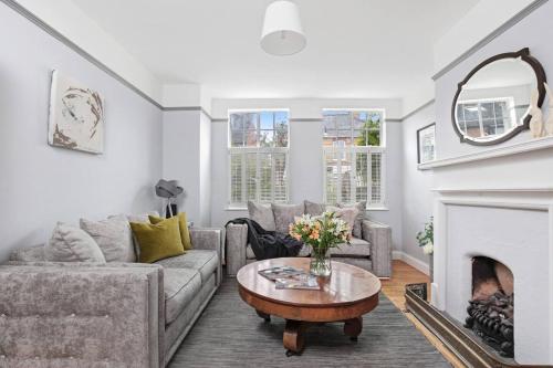 The Grand Oxford House - Piano - Sleeps 8, Oxford, Oxfordshire