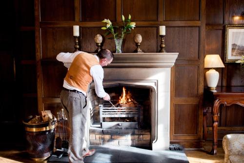 Lough Eske Castle - image 11
