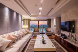 โรงแรมซัมมิท วินด์มิลล์ กอล์ฟ สวีท สุวรรณภูมิ (Summit Windmill Golf Suite Hotel @Suvarnabhumi) near โฮมโปร สุวรรณภูมิ