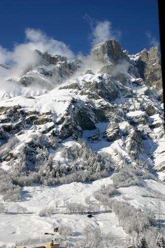 Studio Apartment with Balcony