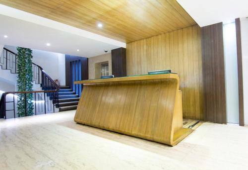 Lobby, The Roa Hotel in Ghatkopar