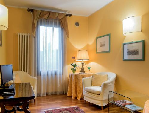 Piazza Nova Guest House - image 4