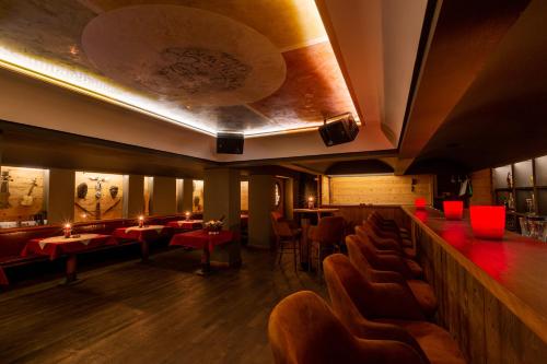 ไนต์คลับ, โรงแรมอาร์เต (Hotel Arte) in เซนต์ มอริตซ์