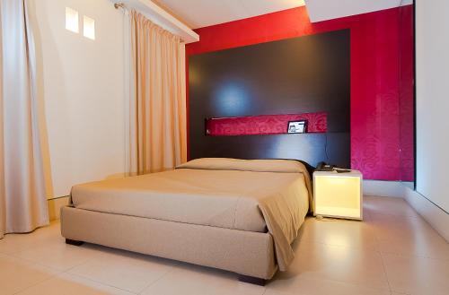 Savoy Hotel - image 10