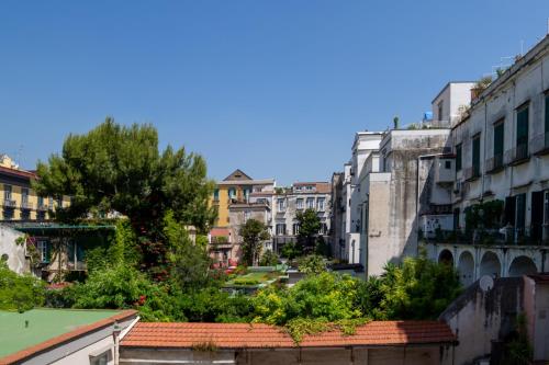 Very Big, three Bedrooms, Great Balcony and View, on PORTALBA, near BELLINI and DANTE, super Central! 